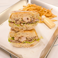 (فوکاچا چیکن و بیکن ) Bacon & chiken Focaccia